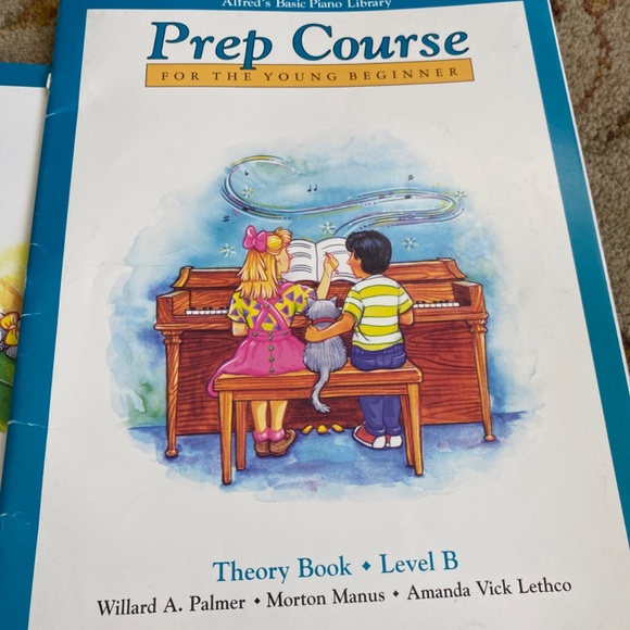 Level B Alfred’s Basic Piano Library prep course piano - Picture 3 of 7